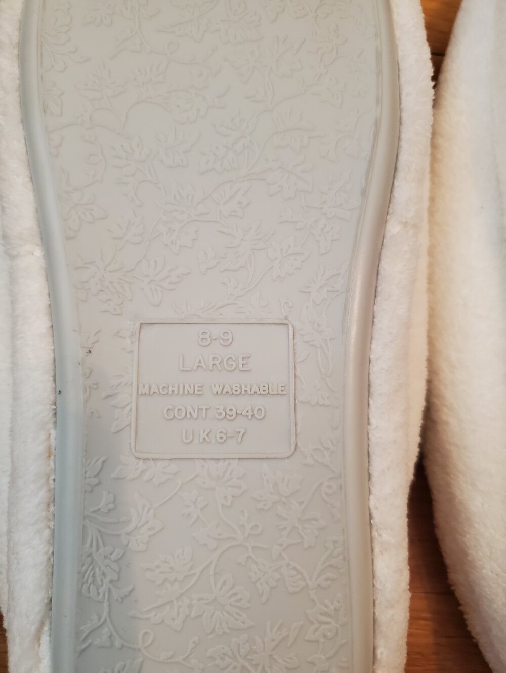 White Plush Slippers - Picture 8 of 9